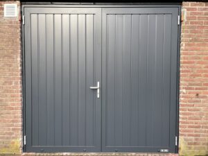 Berger Luxe-Line Openslaande Deuren Satin Plancha Panelen Verticaal RAL 7016 mat fijnstructuur