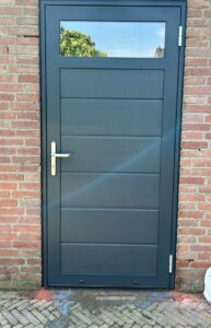 Berger Luxe-Line Single met glaspaneel RAL 7016