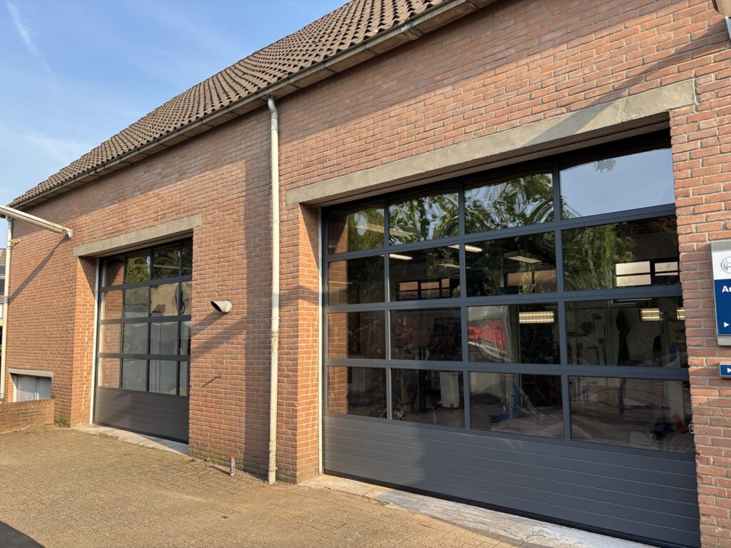 Berger industriedeuren A40 RAL 7016