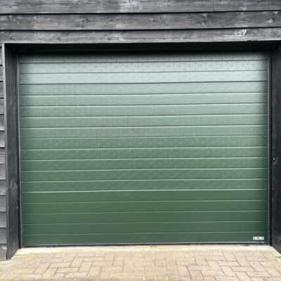 Berger Premium garagedeuren Stucco Colore RAL 6009